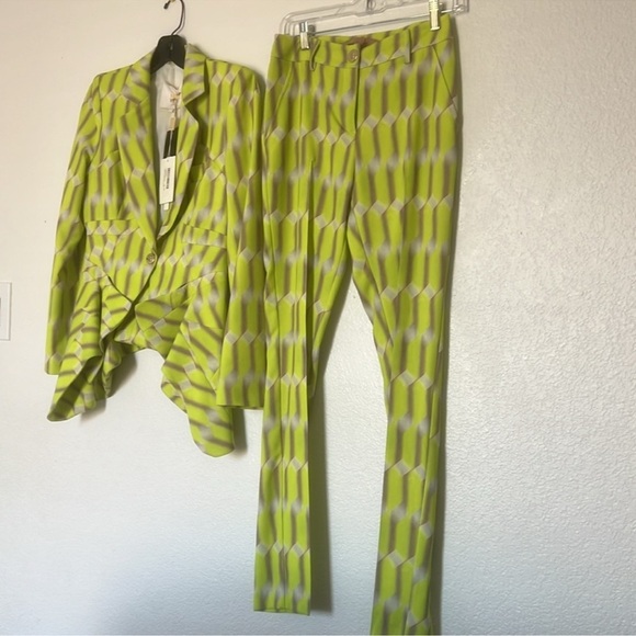 CAROLINA COUTURE Power Within Set - Picture 8 of 13